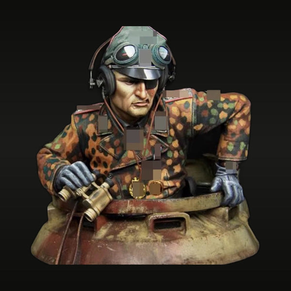 WWII German Panzer Commander Splinter Camo 1/9 Resin Bust