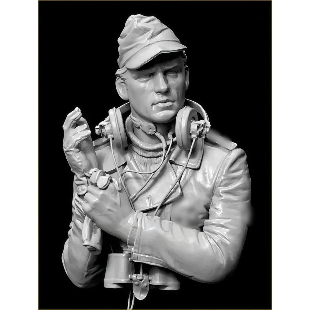 1/10 WWII German Officer with Radio Headset, Resin Model Bust Kit, Unassembled and Unpainted