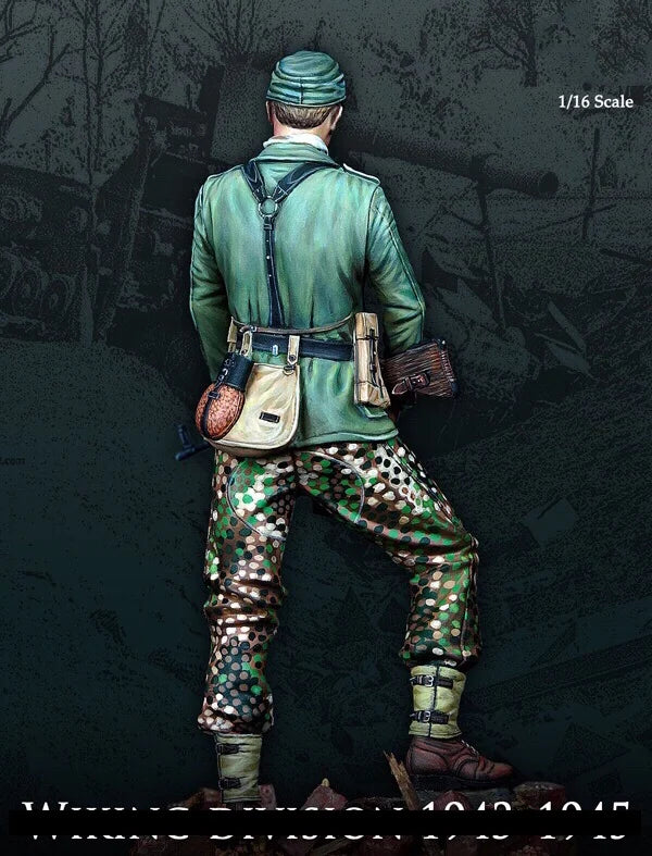1/16 Modern German Infantryman with MP40 in Combat Stance, Resin Model Figure Kit, Unassembled and Unpainted