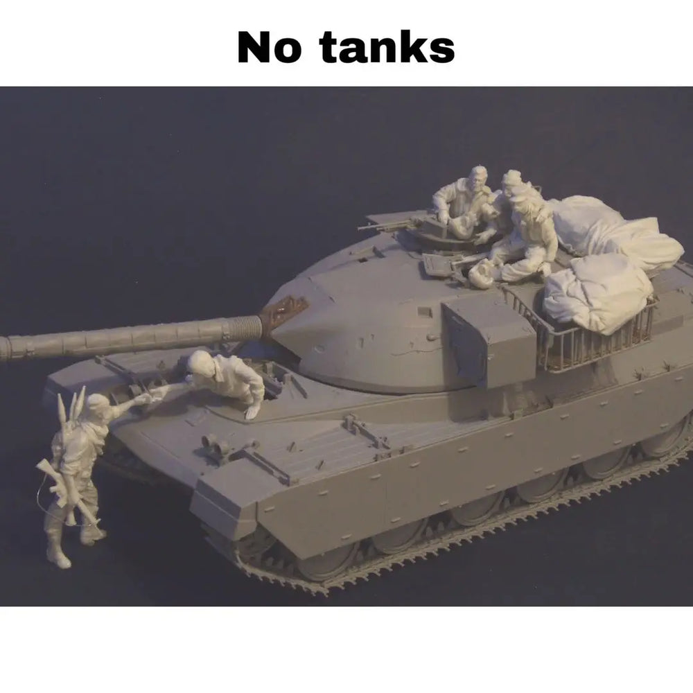 1/35 WWII German Panzer Crew Climbing, 8 Figures, Resin Model Figure Kit, Unassembled and Unpainted
