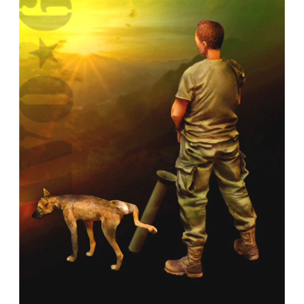 1/35 WWII Soldier with Dog, Resin Model Figure Kit, Unassembled and Unpainted
