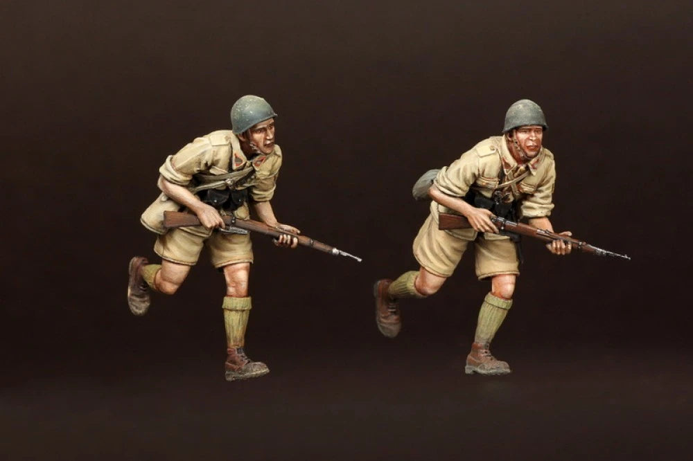1/35 WWI British Infantry Attacking with Rifles and Grenades, 10 Figures, Resin Model Figure Kit, Unassembled and Unpainted