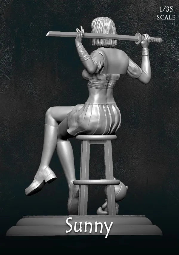 1/35 Stylized Female Athlete, Resin Model Figure Kit, Unassembled and Unpainted