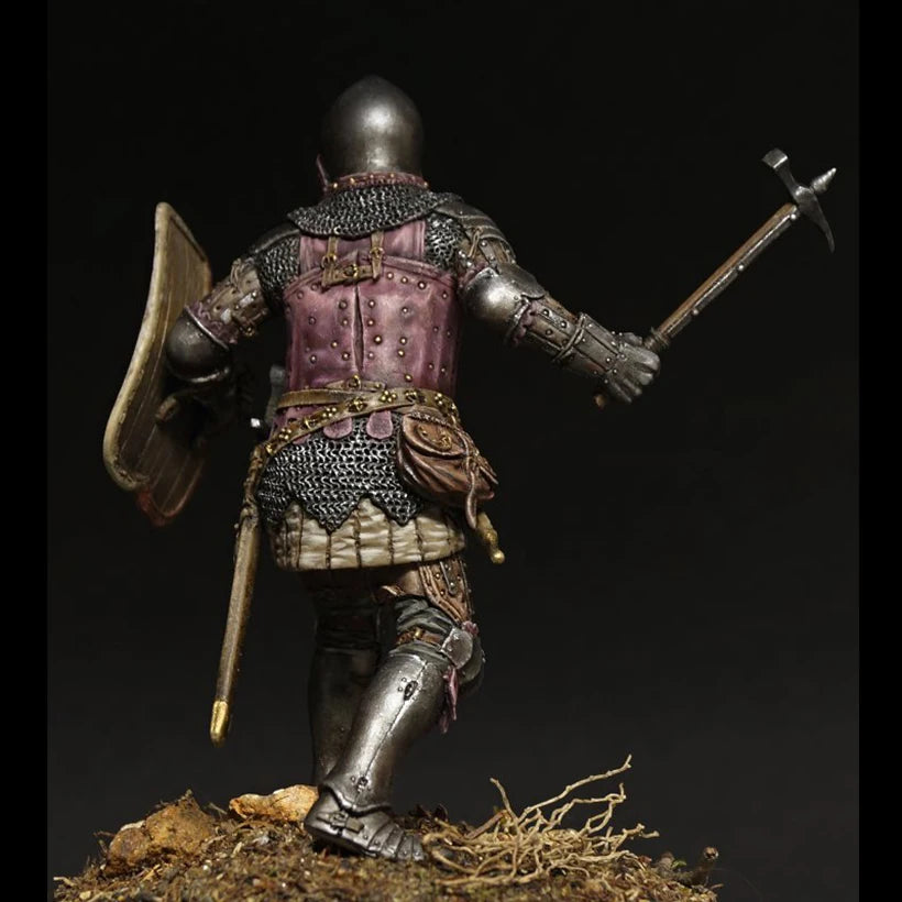 1/24 Ancient Knight with Twin Axes and Shield, Resin Model Figure Kit, Unassembled and Unpainted