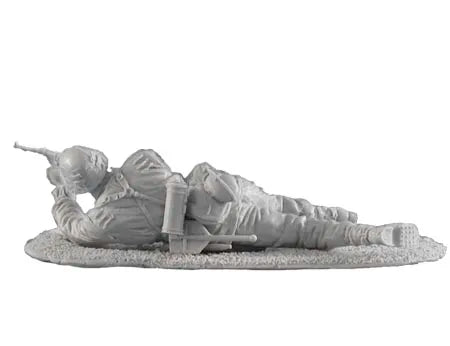 1/35 WWII German Prone Rifleman, Resin Model Figure Kit, Unassembled and Unpainted
