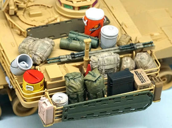 1/35 Modern Assault Squad with Commander, 4 Figures, Resin Model Figure Kit, Unassembled and Unpainted