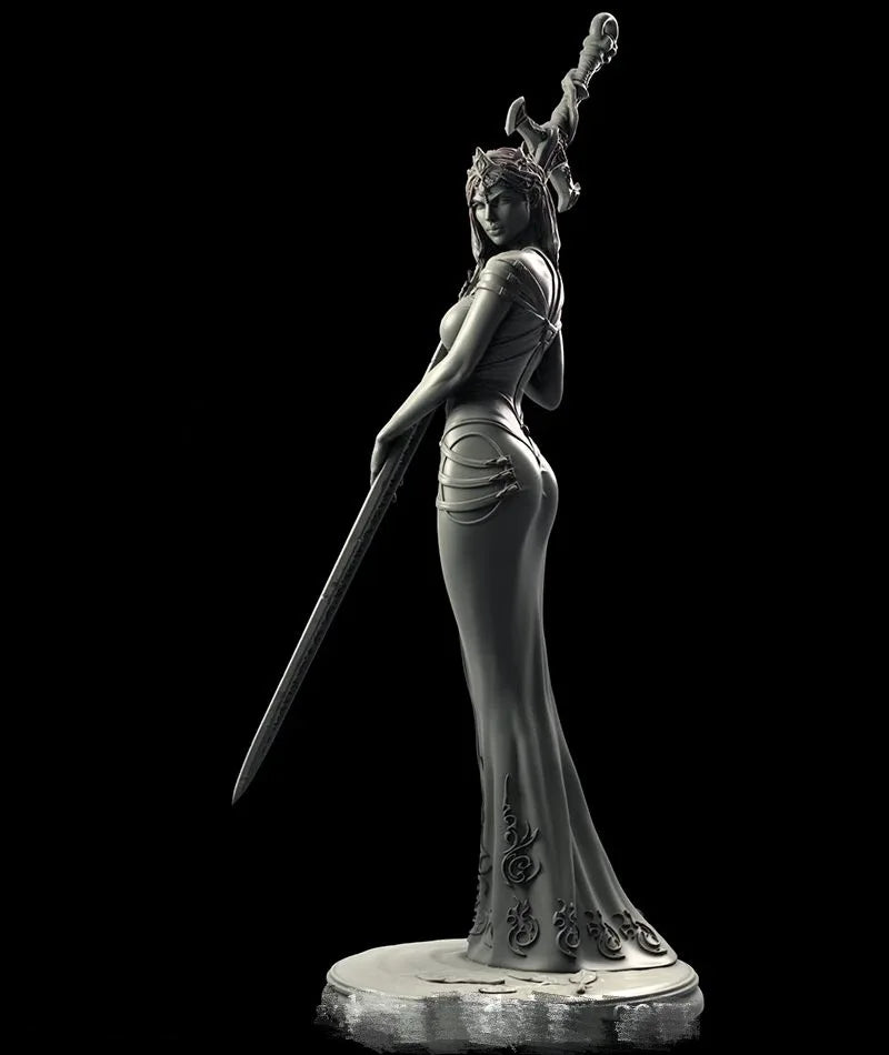 1/24 Sorceress in Ornate Robes with Staff, Resin Model Figure Kit, Fantasy Theme, Unassembled and Unpainted