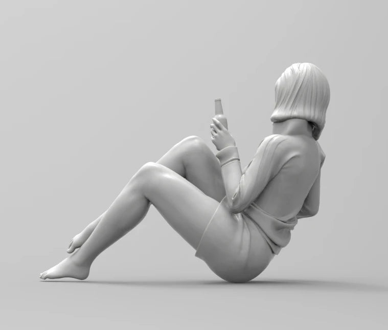1/35 Anime-Style Female, Resin Model Figure Kit, Unassembled and Unpainted