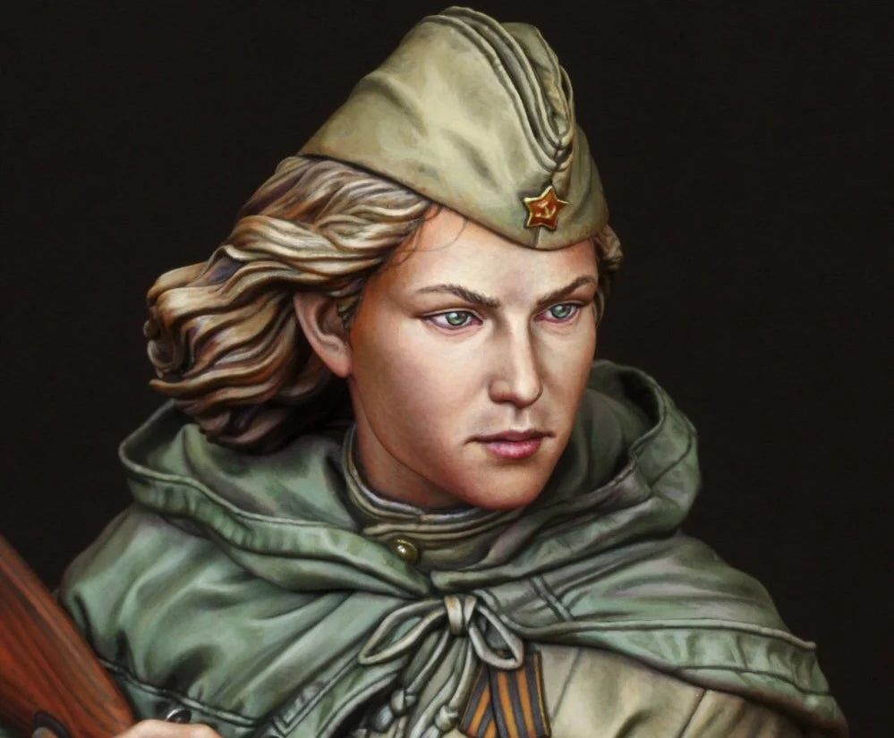 1/10 WWII Soviet Female Soldier, Resin Model Bust Kit, Unassembled and Unpainted