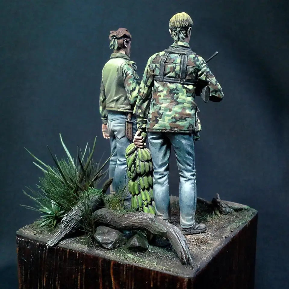 1/35 Vietnam War US Navy SEAL Soldiers, 2 Figures, Resin Model Figure Kit, Unassembled and Unpainted
