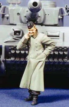1/35 Happy Soldier, Resin Model Figure Kit, Military Theme, Unassembled and Unpainted