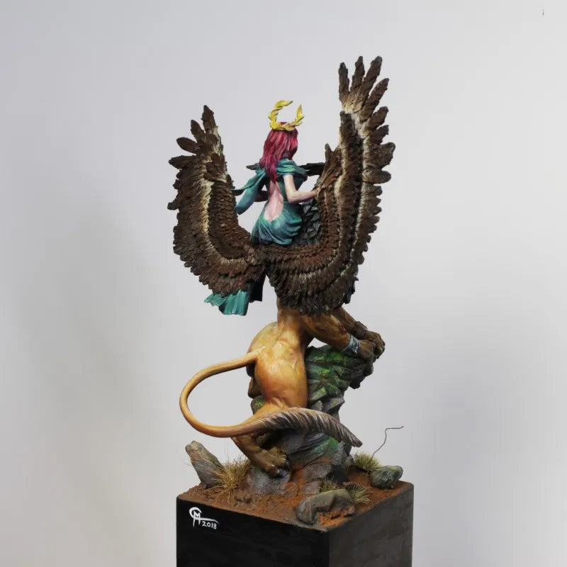 1/24 Female on Winged Creature, Resin Model Figure Kit, Fantasy Theme, Unassembled and Unpainted