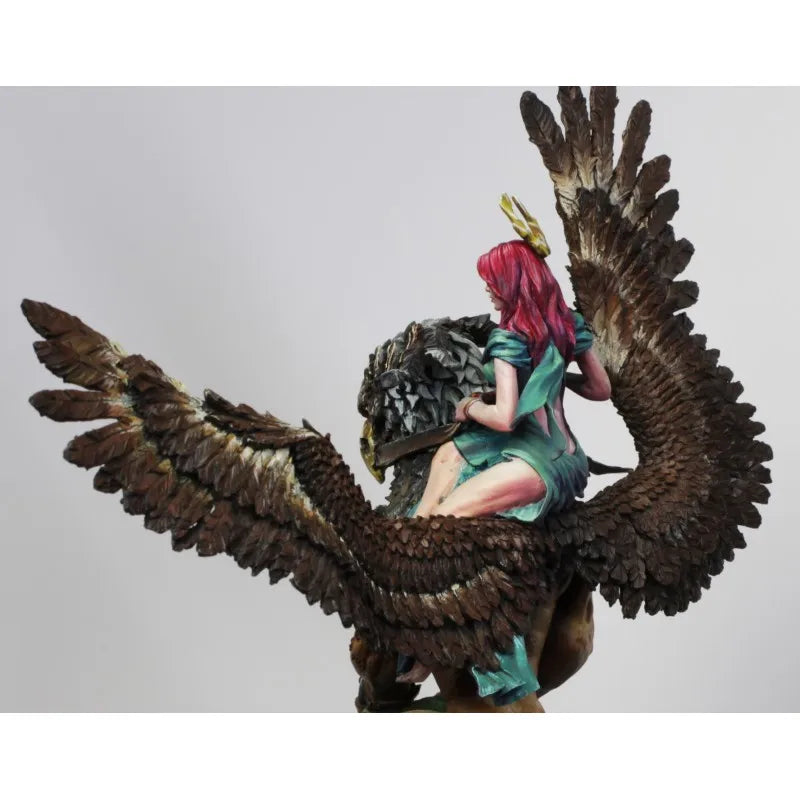 1/24 Female on Winged Creature, Resin Model Figure Kit, Fantasy Theme, Unassembled and Unpainted