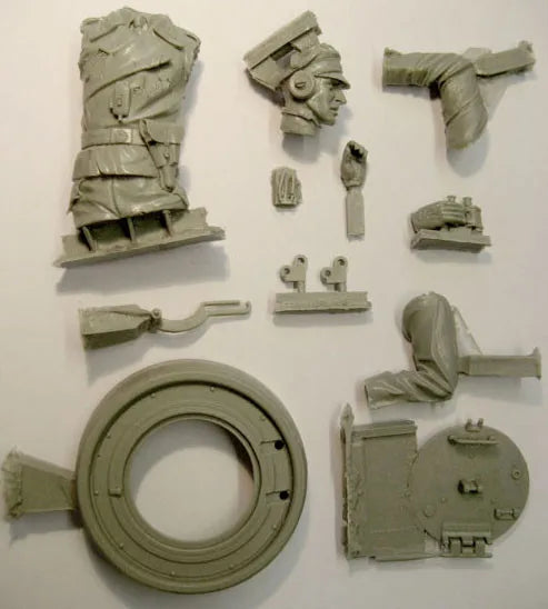Anime Character Figure — 1/16 Resin Figure