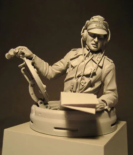 Anime Character Figure — 1/16 Resin Figure