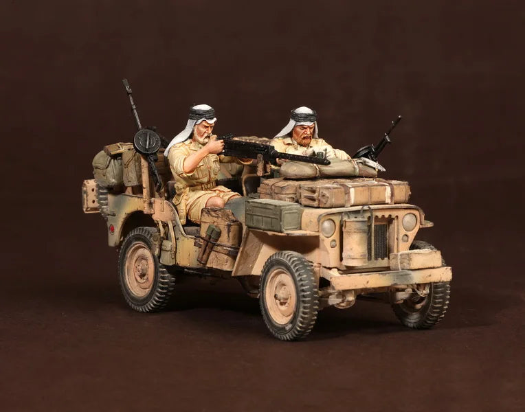 1/35 WWII Jeep with Allied Crew, 4 Figures, Resin Model Vehicle Kit, Unassembled and Unpainted