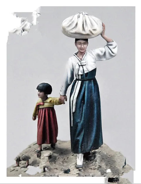 1/35 Asian Historical Scene, 3 Figures, Resin Model Figure Kit, Historical Theme, Unassembled and Unpainted
