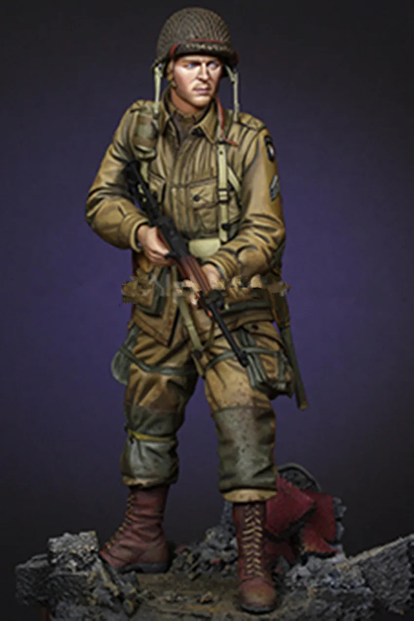 1/16 WWII Rifleman, Resin Model Figure Kit, Unassembled and Unpainted