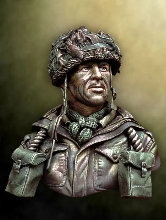 1/10 WWII British Paratrooper in Combat Smock, Resin Model Bust Kit, Unassembled and Unpainted