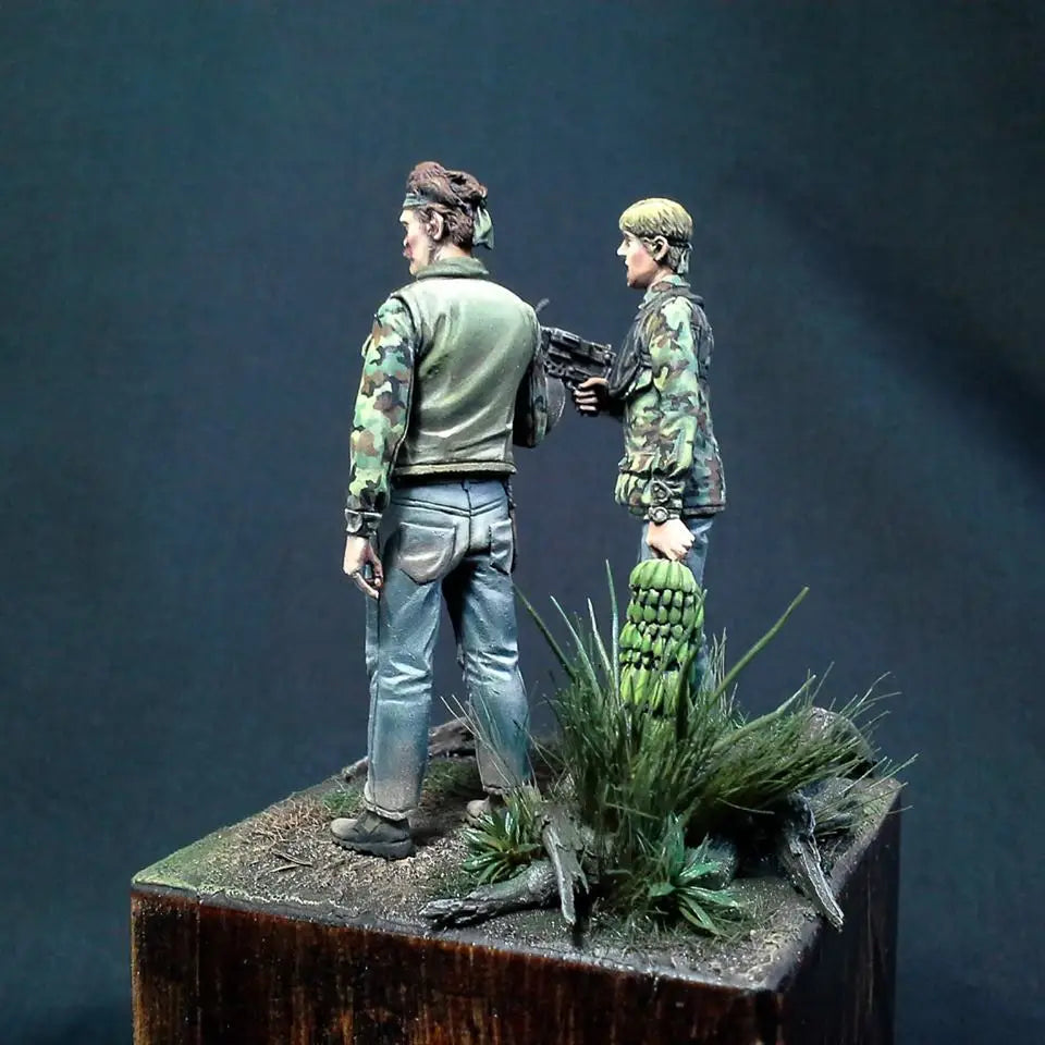 1/35 Vietnam War US Navy SEAL Soldiers, 2 Figures, Resin Model Figure Kit, Unassembled and Unpainted