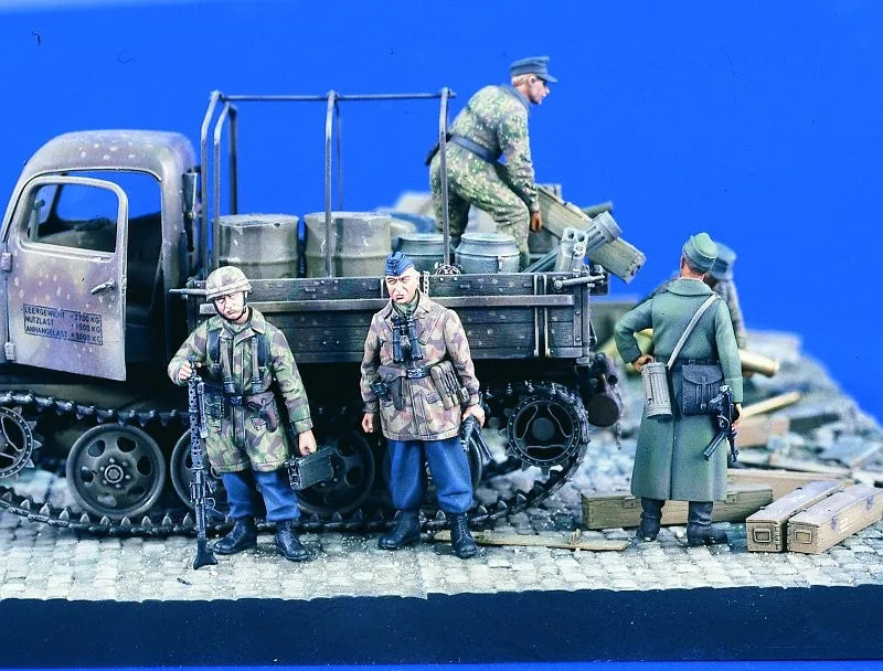 1/35 WWII German Fallschirmjäger MG Team, 5 Figures, Resin Model Figure Kit, Unassembled and Unpainted