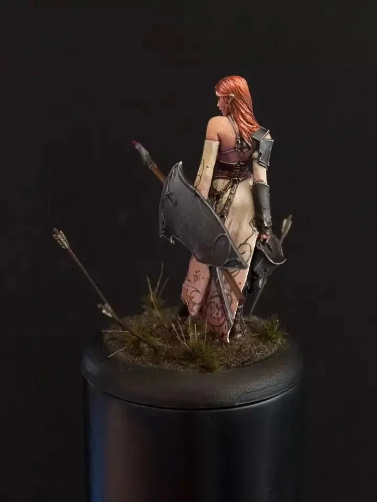 30mm Warrior Wielding Speared Fish Weapon, Resin Model Figure Kit, Fantasy Theme, Unassembled and Unpainted