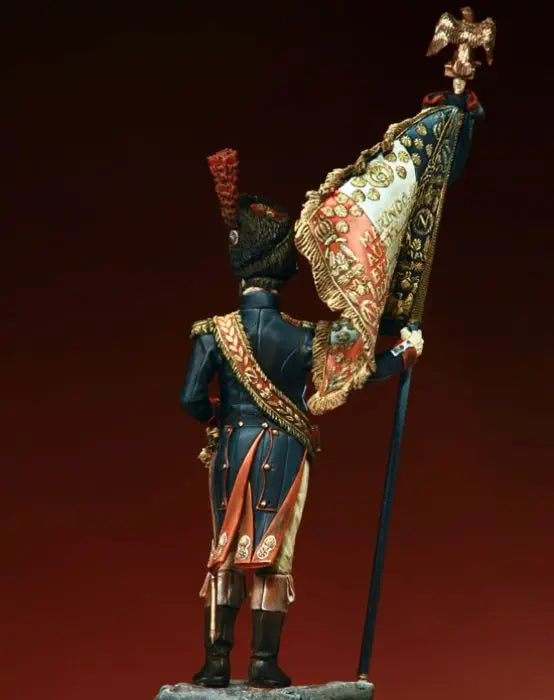 1/24 Napoleonic Grenadier Guards Bearer, Resin Model Figure Kit, Unassembled and Unpainted
