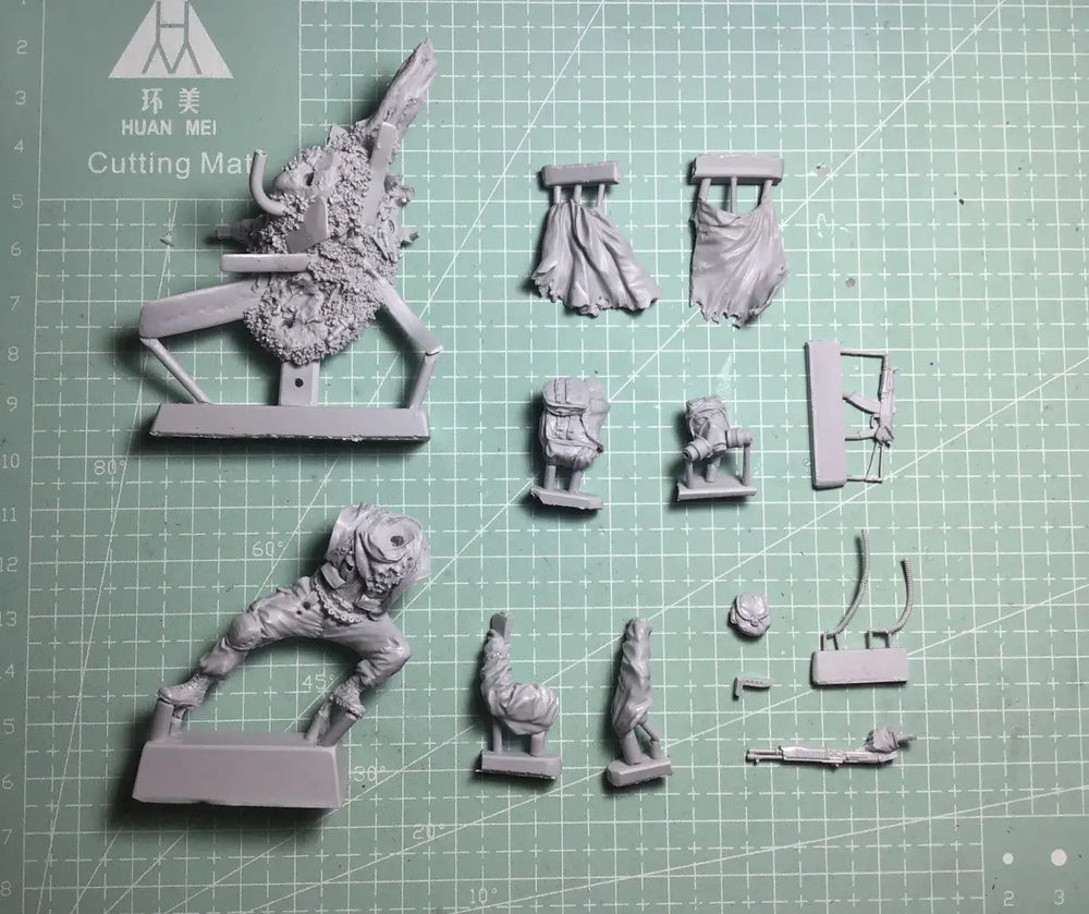 54mm WWI Soldier in Combat, Resin Model Figure Kit, Unassembled and Unpainted