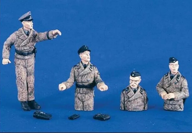 WWII Imperial Japanese Military, 4 Figures, Resin Model Figure Kit, Unassembled and Unpainted
