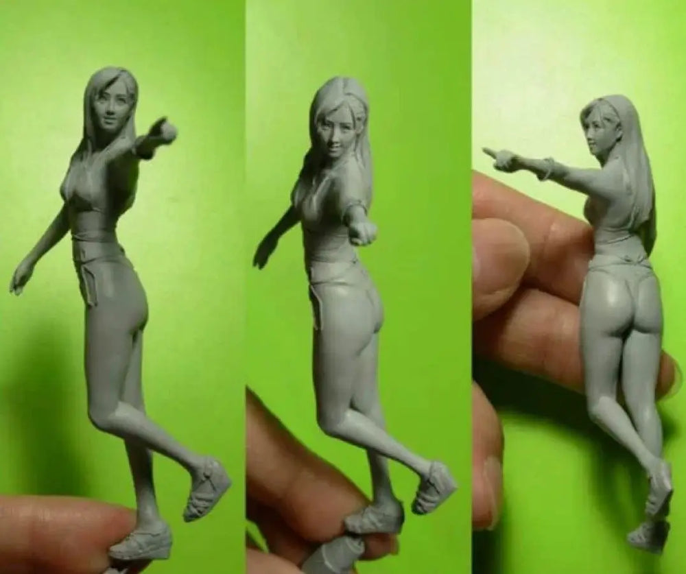 1/20 Stylized Female, Resin Model Figure Kit, Unassembled and Unpainted