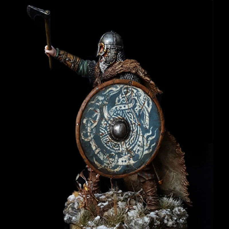1/24 Medieval Viking Axeman with Ornate Knotwork Shield, Resin Model Figure Kit, Unassembled and Unpainted