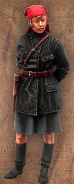 1/35 Cold War Chinese Female Soldier, Resin Model Figure Kit, Unassembled and Unpainted