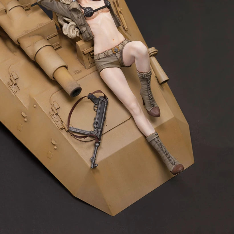 1/12 Modern Woman, Resin Model Figure Kit, Unassembled and Unpainted