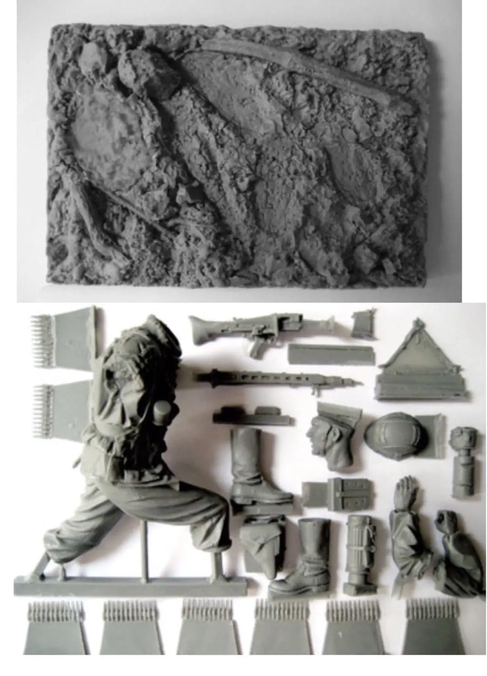 1/16 WWI US Infantryman Charging with Ammunition Belt, Resin Model Figure Kit, Unassembled and Unpainted