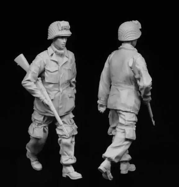 1/35 WWII US Rifleman with M1 Garand, Resin Model Figure Kit, Unassembled and Unpainted