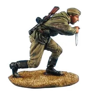 1/35 WWII Japanese Soldier Charging with Bayonet, Resin Model Figure Kit, Unassembled and Unpainted