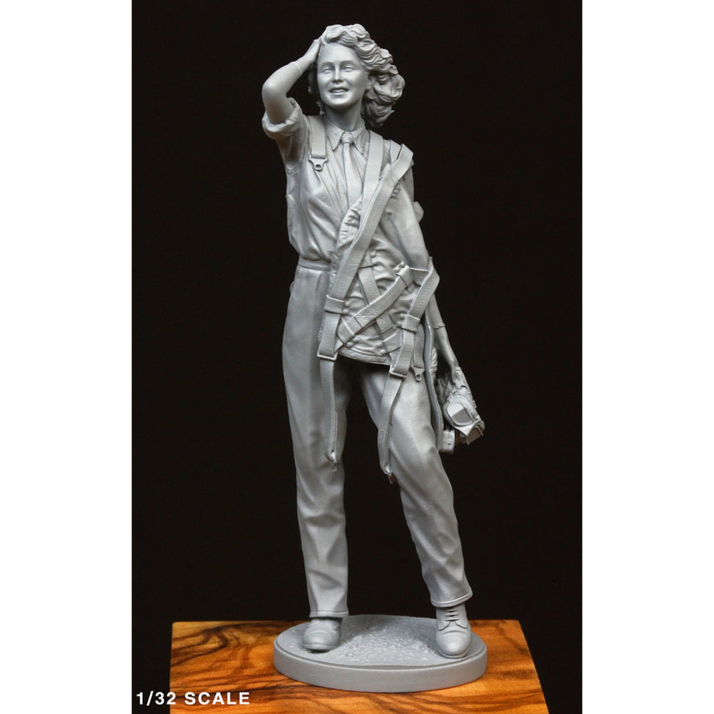 1/32 Historical 1940s-50s Pin-up, Resin Model Figure Kit, Unassembled and Unpainted