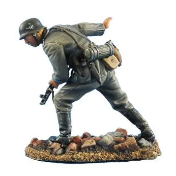 1/35 Modern German Infantry Throwing Grenade, Resin Model Figure Kit, Unassembled and Unpainted