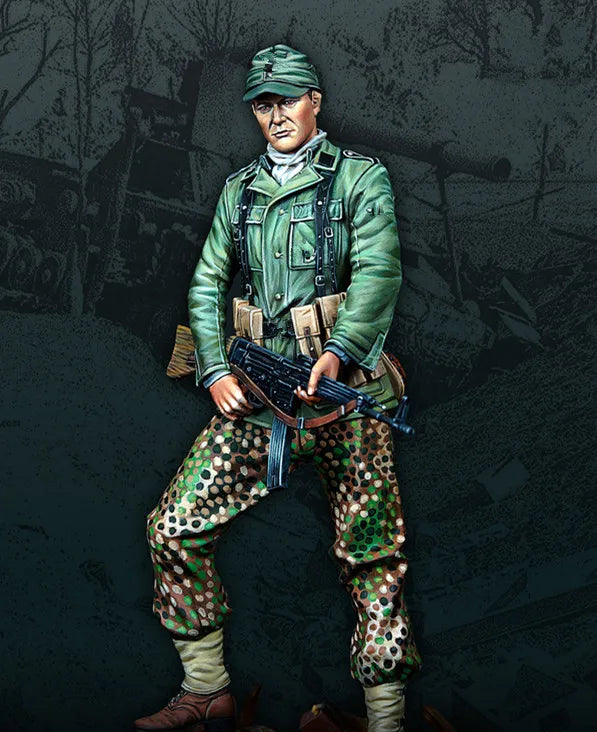 1/16 Modern German Infantryman in Flecktarn with Rifle, Resin Model Figure Kit, Unassembled and Unpainted