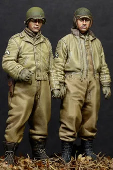 1/35 WWII US AFV Crew, 2 Figures, Resin Model Figure Kit, Unassembled and Unpainted