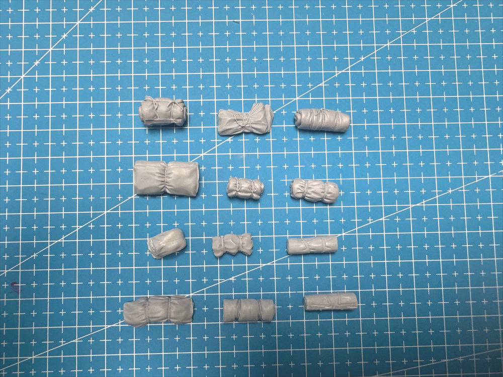1/72 Armored Mecha Suit, Resin Model Figure Kit, Anime Theme, Unassembled and Unpainted