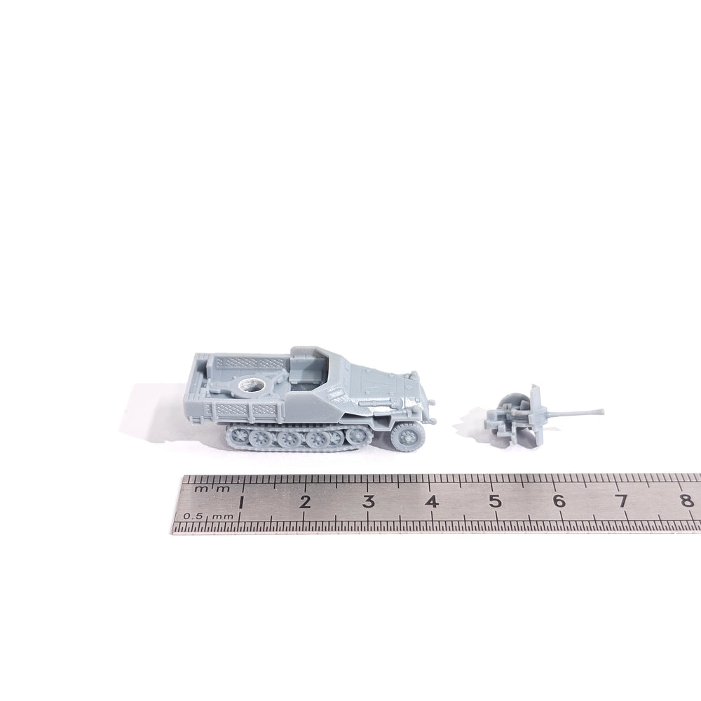 1/144 WWII German Sd.Kfz. 11/1, Resin Model Vehicle Kit, Unassembled and Unpainted