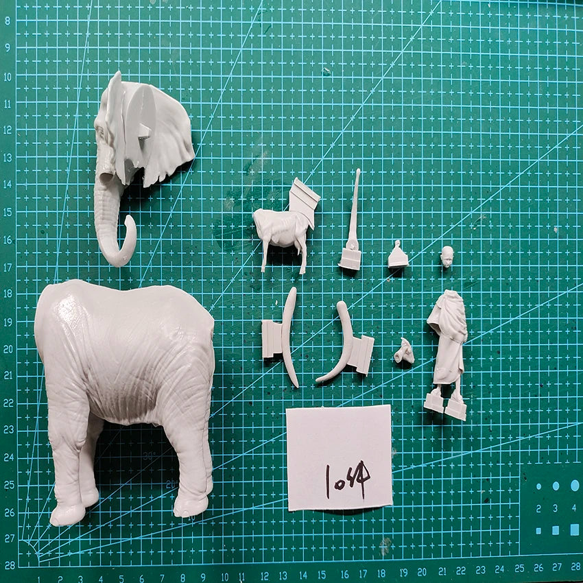 1/32 Masai Warrior with African Elephants, 3 Figures, Resin Model Figure Kit, Wildlife Theme, Unassembled and Unpainted