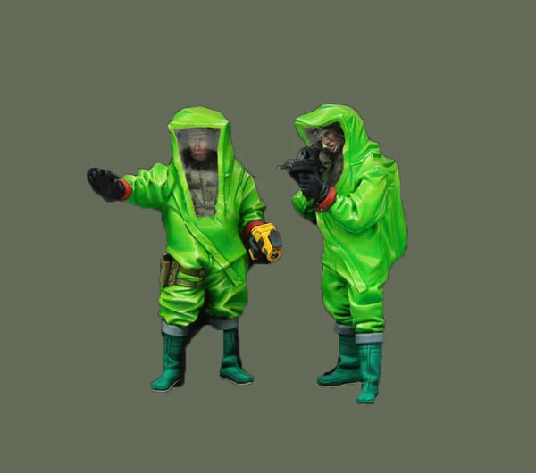 Modern CBRN Soldiers, 2 Figures, Resin Model Figure Kit, Unassembled and Unpainted