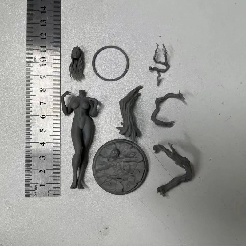 1/24 Miss Red Witch, Resin Model Figure Kit, Fantasy Theme, Unassembled and Unpainted