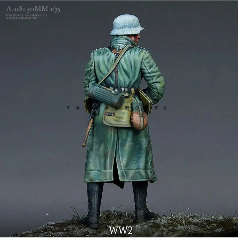 1/35 WWII German Infantry in Greatcoats, 3 Figures, Resin Model Figure Kit, Unassembled and Unpainted