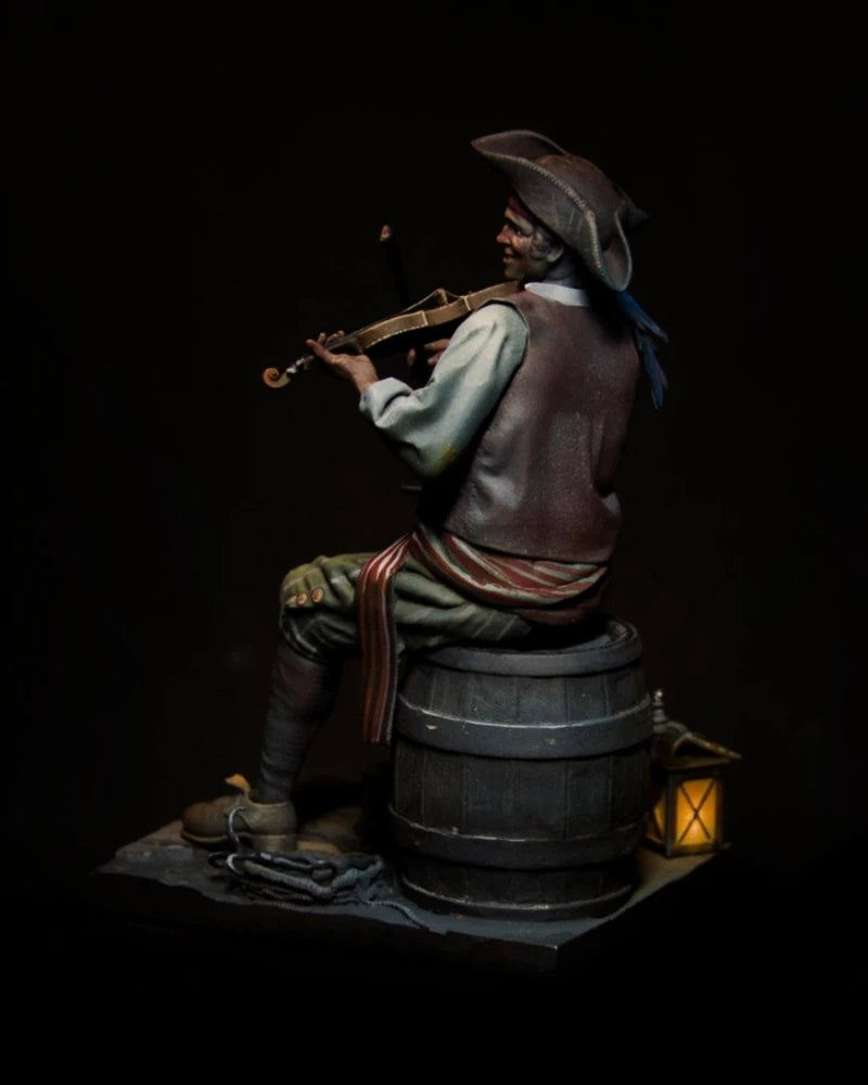 1/24 Pirate Musician with Violin, Resin Model Figure Kit, Historical Theme, Unassembled and Unpainted