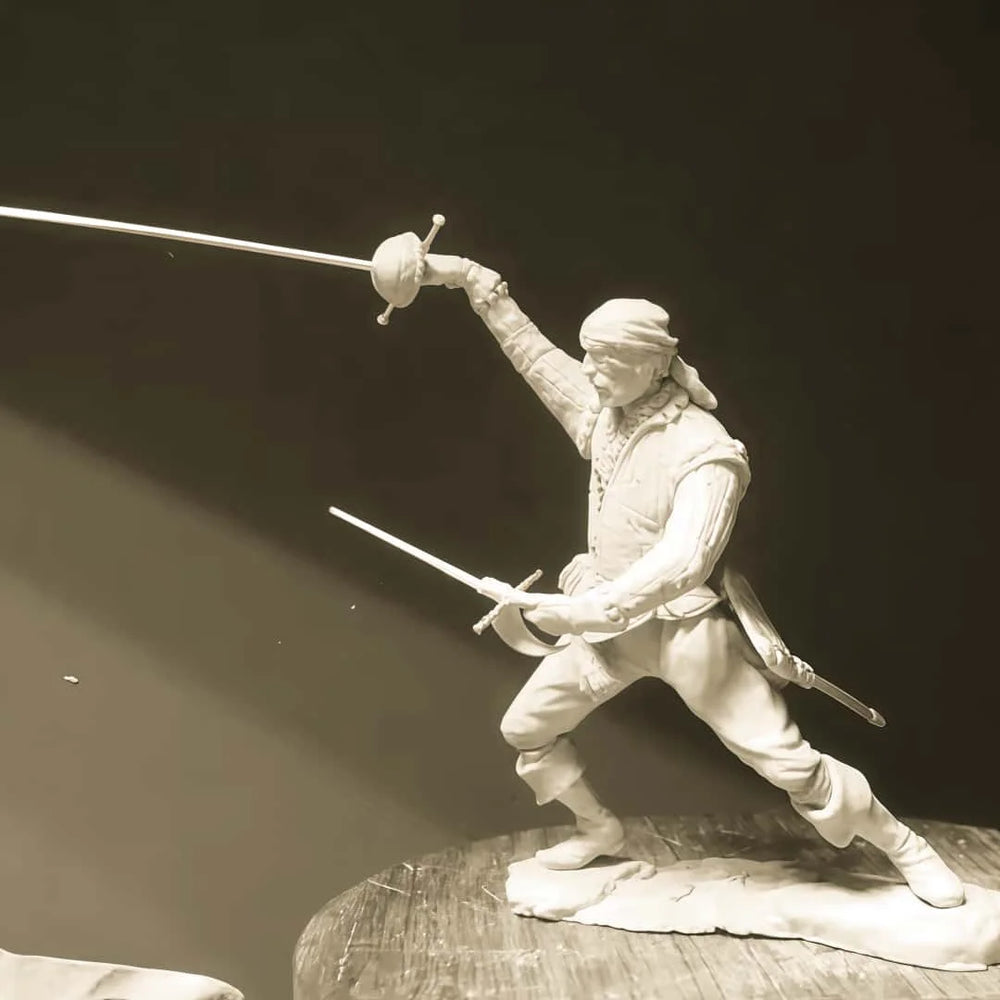 1/24 Swordsman with Cape, Resin Model Figure Kit, Fantasy Theme, Unassembled and Unpainted