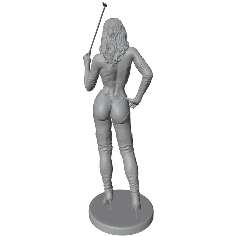 1/24 Blonde Pin-up with Hands on Hips, Resin Model Figure Kit, Unassembled and Unpainted