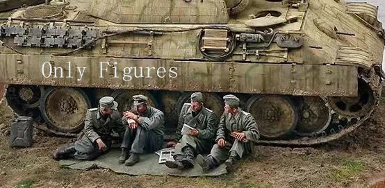 1/35 WWII German Infantry Resting, 4 Figures, Resin Model Figure Kit, Unassembled and Unpainted
